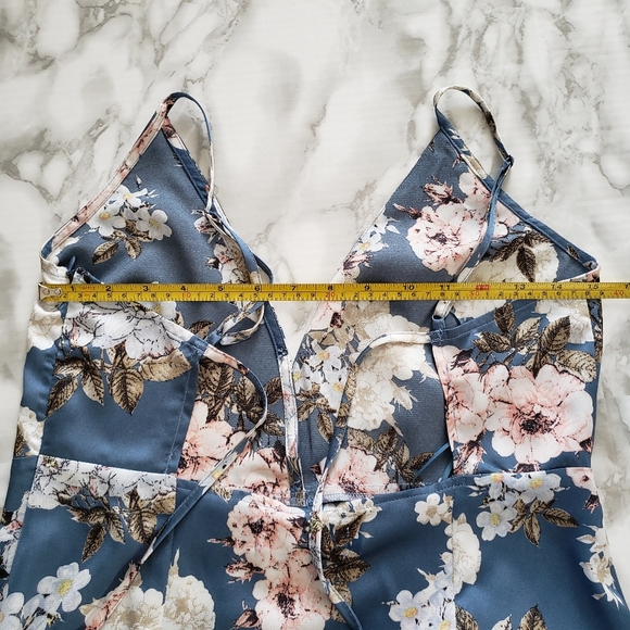 Kennedy Floral Maxi Ruffled Dress size S - Picture 10 of 14